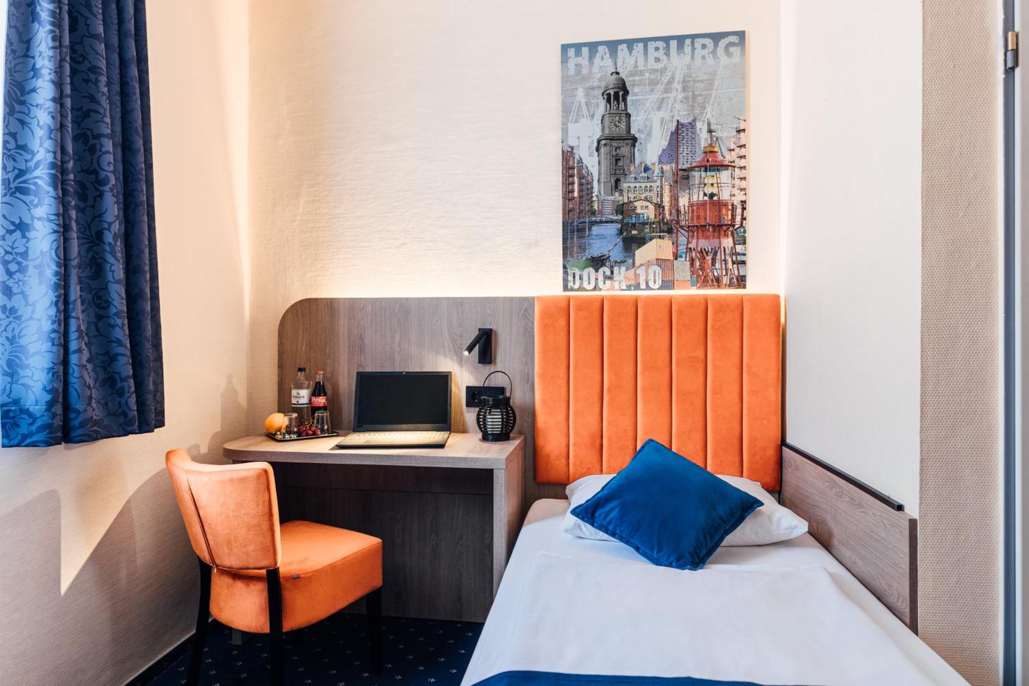 Hotel Commerz Hamburgo Exterior foto